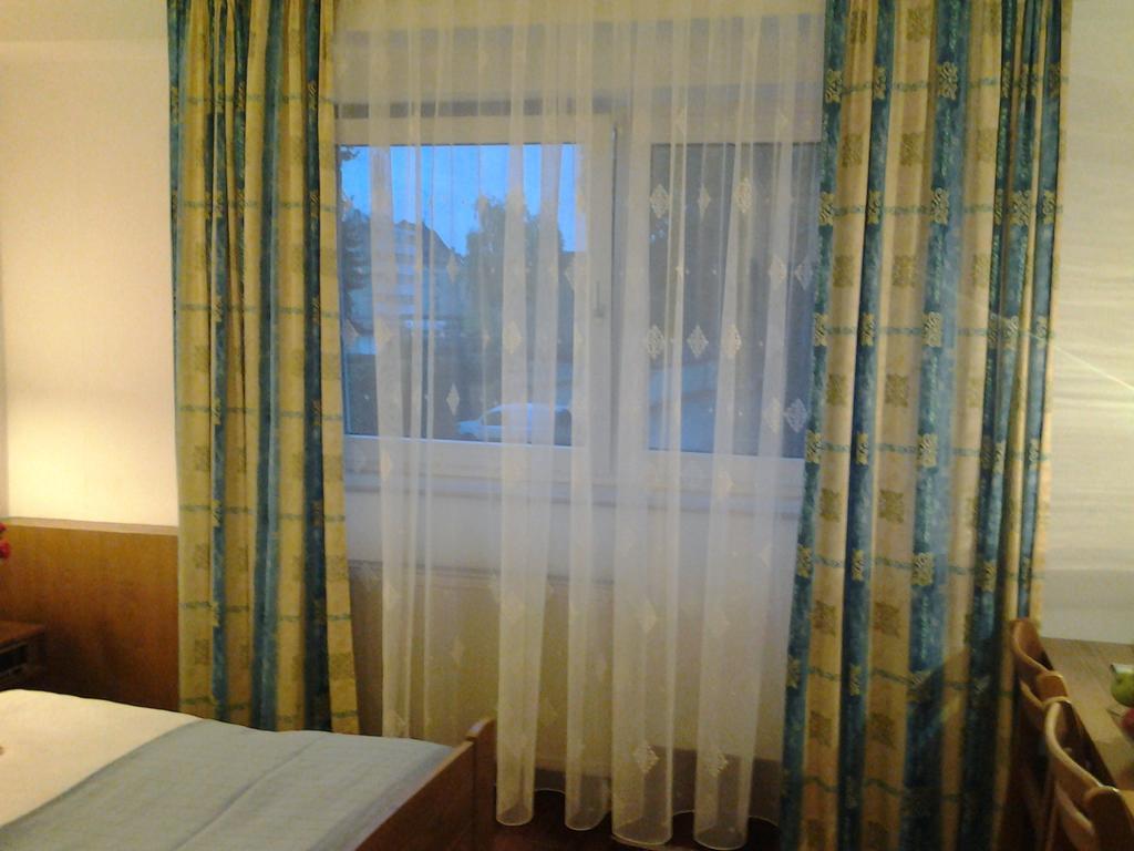 S&L Hotel Neuss Eksteriør billede