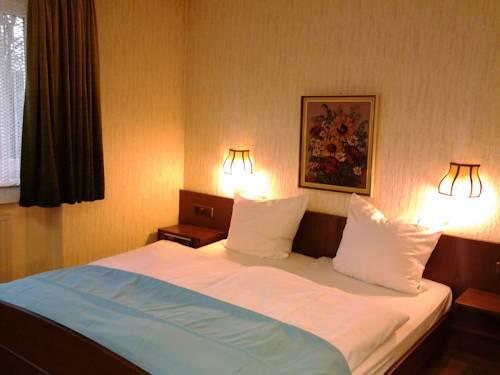 S&L Hotel Neuss Eksteriør billede