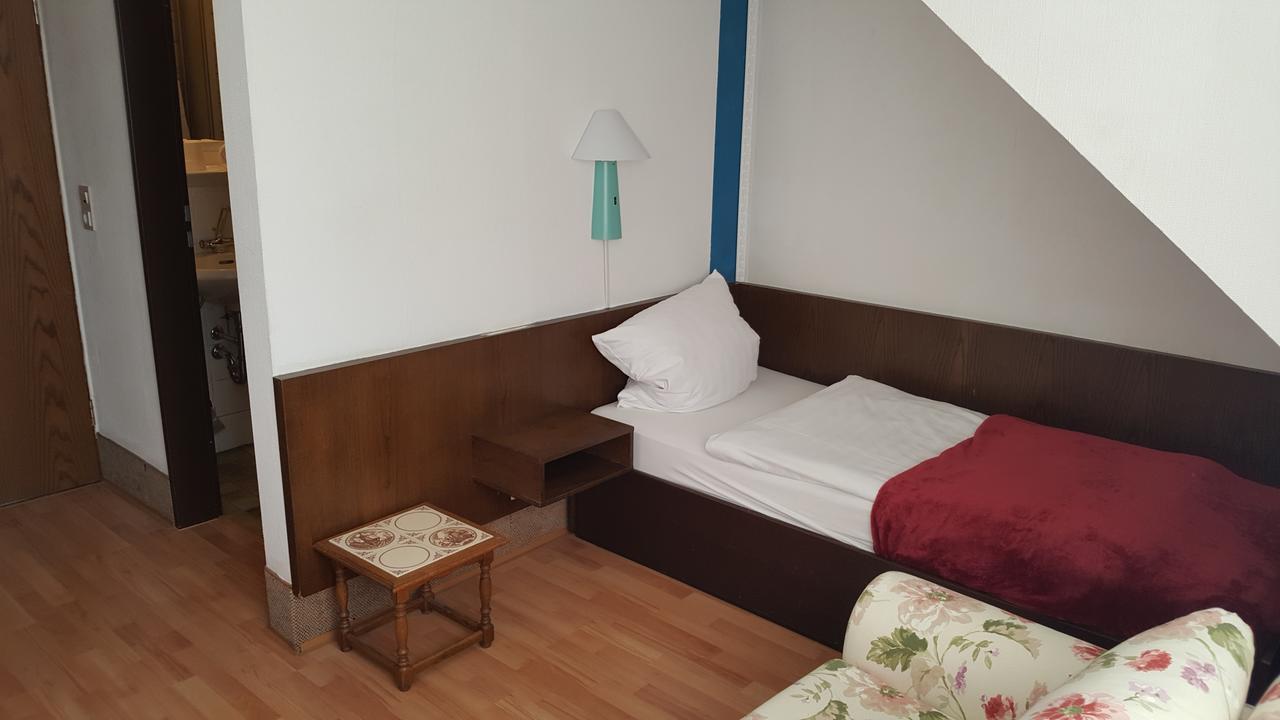 S&L Hotel Neuss Eksteriør billede